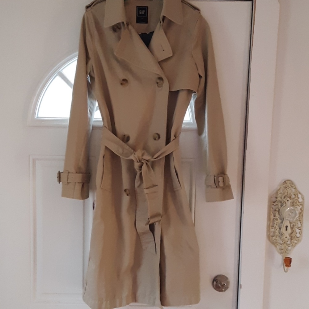 **SALE**GAP RAIN COAT